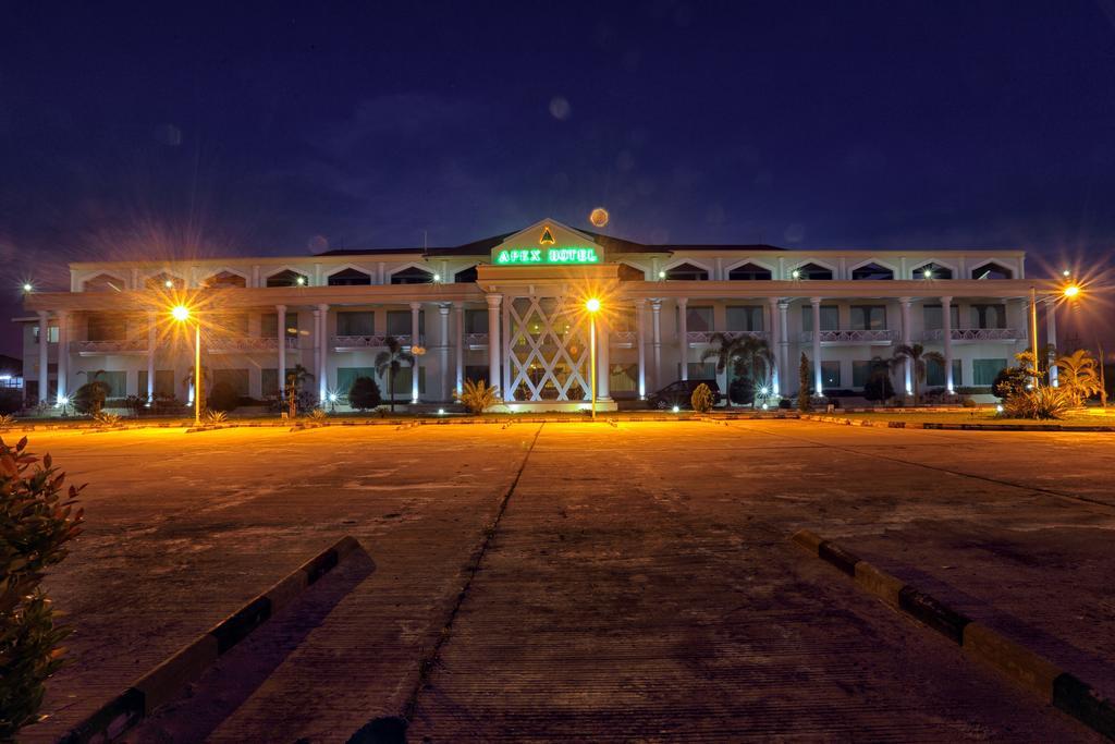 Apex Hotel Naypyidaw Bagian luar foto