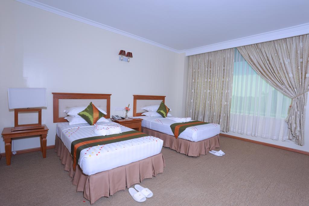 Apex Hotel Naypyidaw Bagian luar foto