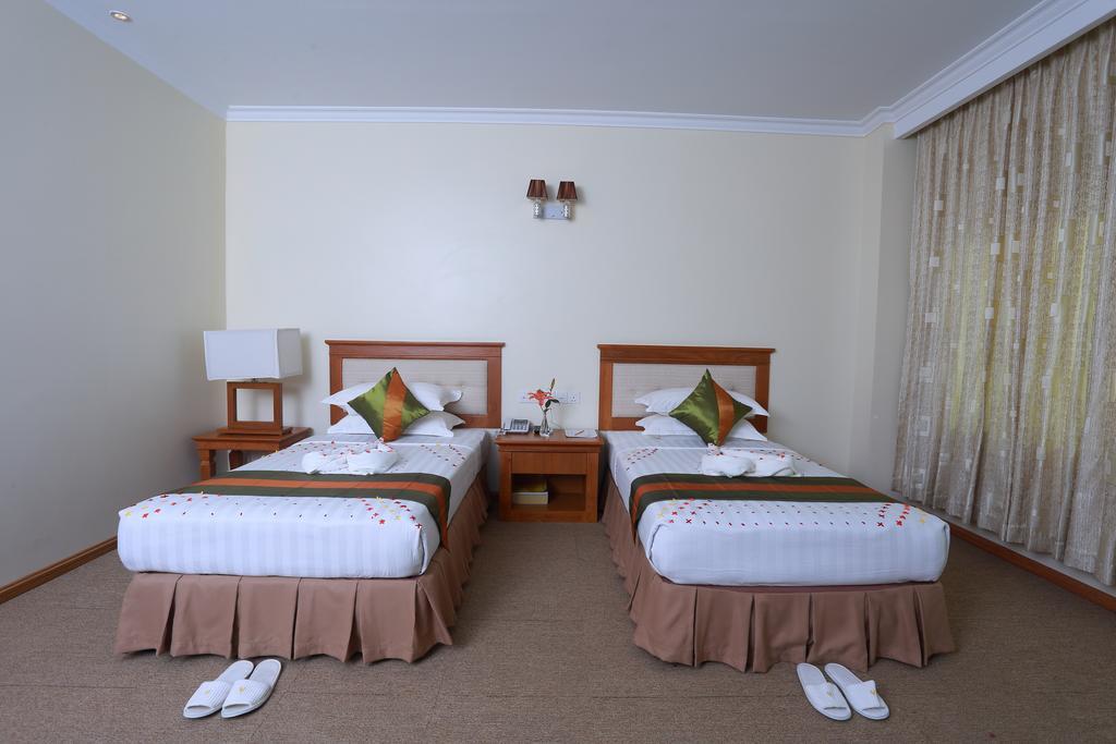 Apex Hotel Naypyidaw Ruang foto