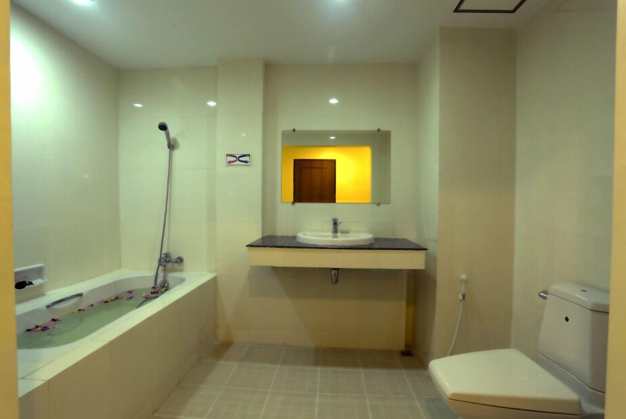 Apex Hotel Naypyidaw Bagian luar foto