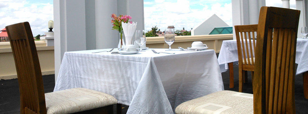Apex Hotel Naypyidaw Bagian luar foto