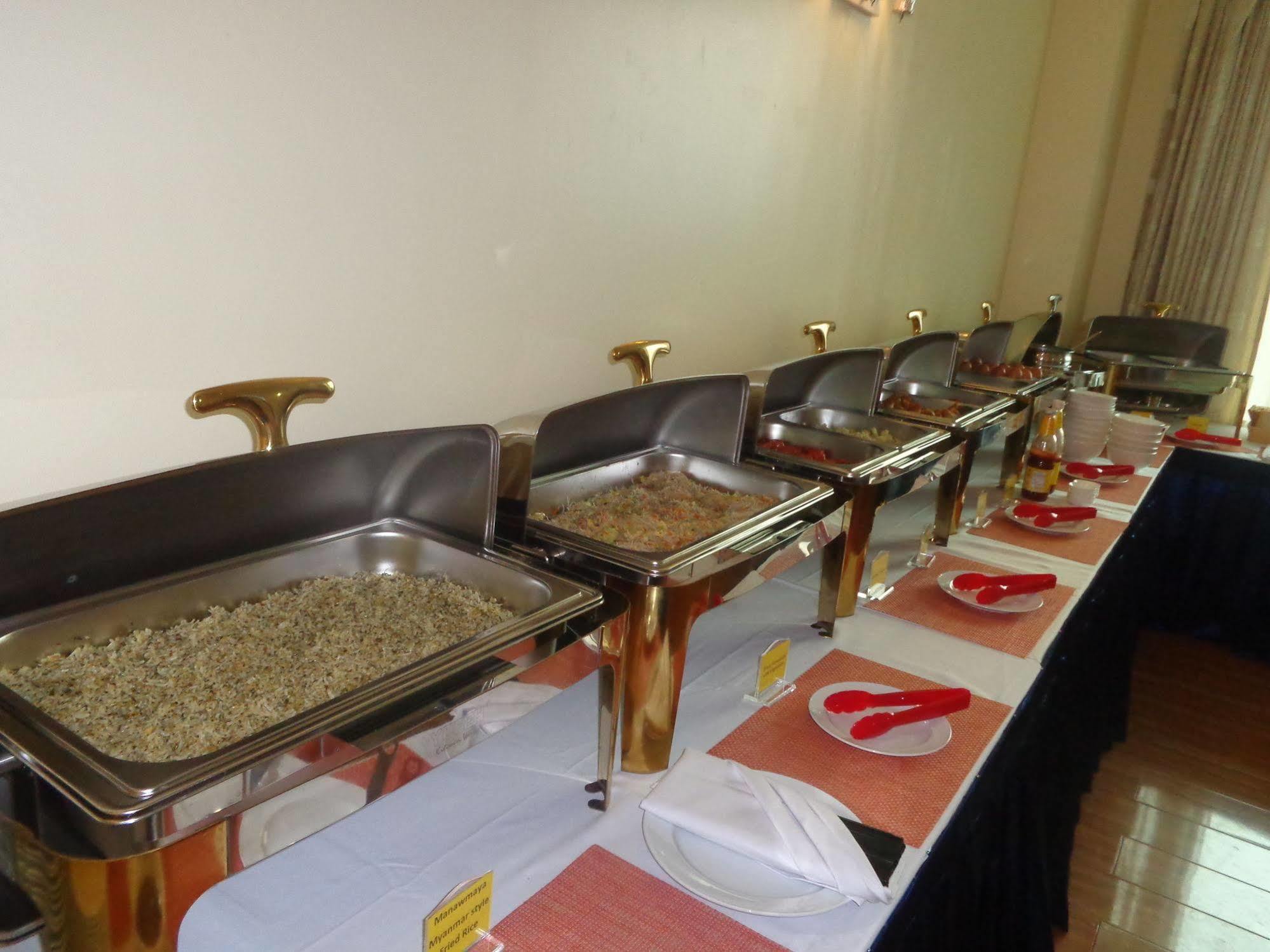 Apex Hotel Naypyidaw Bagian luar foto